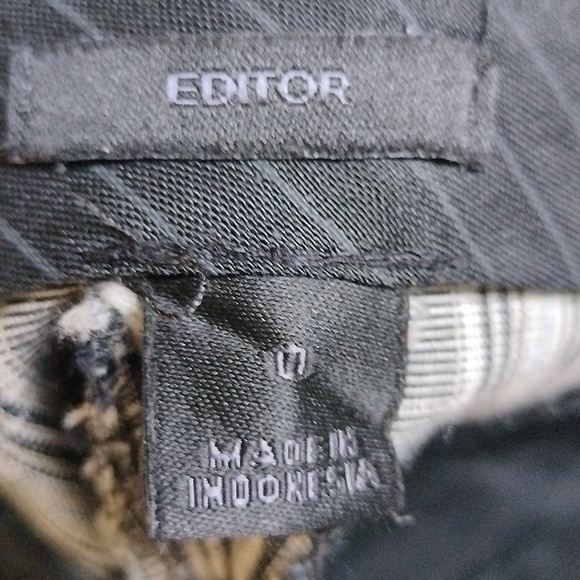 Express Design Studio shorts size 0 - Picture 10 of 10